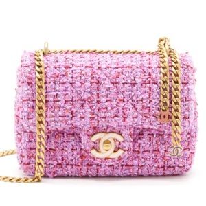 Chanel tweed flap bag
